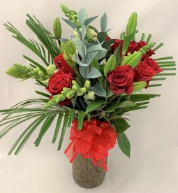 Sensational Valentine's Flowers ($150 & Up) (Valentine's Day)